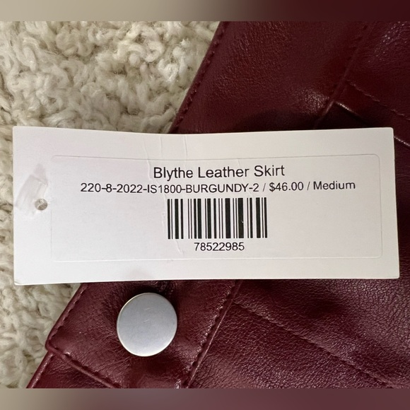 Women’s Medium Blythe Burgundy Leather Skirt NWT - Picture 5 of 7